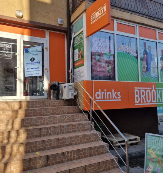 Reteaua Digitala DOOH Indoor - Brooklyn Drinks Market – Str. Rezervelor 62
